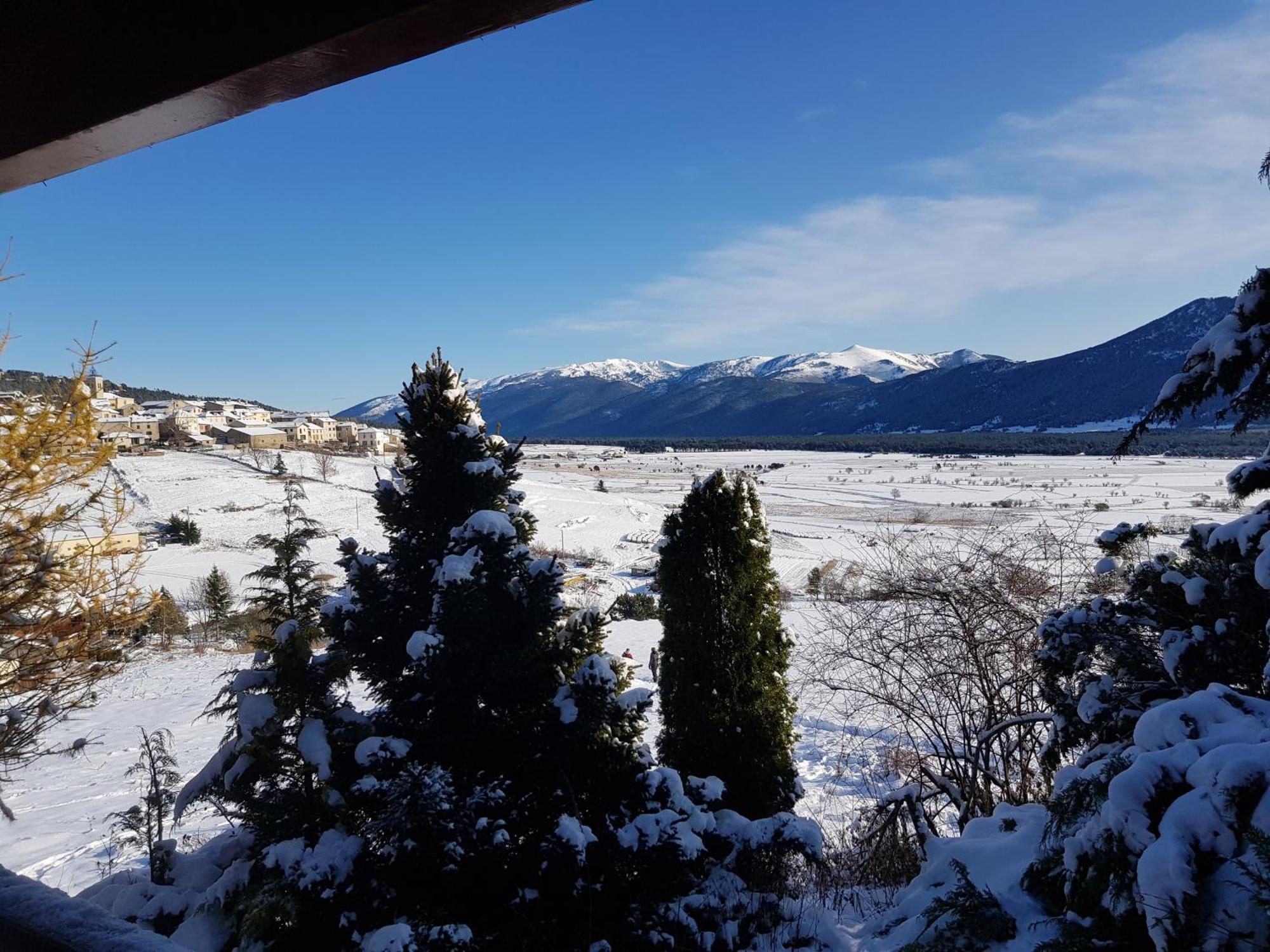 Chalet Pres Des Pistes Avec Vue Panoramique Лез Англ Екстериор снимка